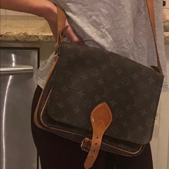 Louis Vuitton Handbags - CERTIFIED Auth. LV Cartouchiere Crossbody 🤗🥰